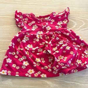 Tucker + Tate Flutter Sleeve Dress in Pink Magenta Mini Blossoms